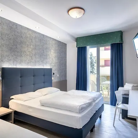 Hotel Gardenia 3*