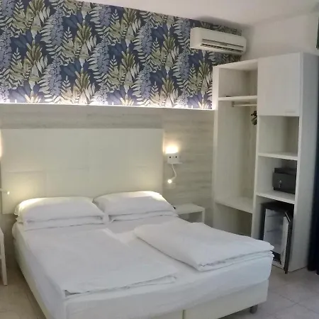 Hotel Gardenia 3*